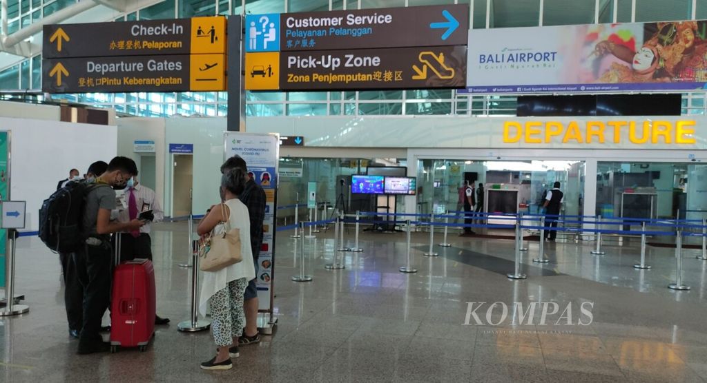 https://assetd.kompas.id/dHLMbcQzEHFylz62vDTyrXDrDRs=/1024x556/filters:watermark(https://cdn-content.kompas.id/umum/kompas_main_logo.png,-16p,-13p,0)/https%3A%2F%2Fkompas.id%2Fwp-content%2Fuploads%2F2021%2F08%2F20210818cokb-australia-fasilitasi-kepulangan-warga-asing_1629288789.jpg