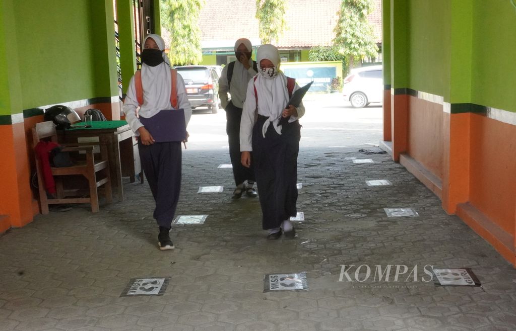 https://assetd.kompas.id/de6JobhRcCEZrYwleP5ou9q7Mrs=/1024x658/filters:watermark(https://cdn-content.kompas.id/umum/kompas_main_logo.png,-16p,-13p,0)/https%3A%2F%2Fkompas.id%2Fwp-content%2Fuploads%2F2020%2F06%2Facc171b9-cb7f-4187-b52a-65f958c5a620_jpg.jpg