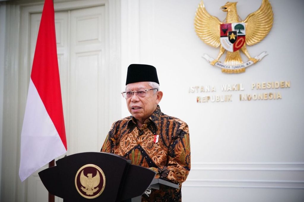 Wakil Presiden Maruf Amin menilai, peningkatan pangsa pasar keuangan syariah meningkat kurang signifikan. Karena itu, perlu ada akselerasi. 