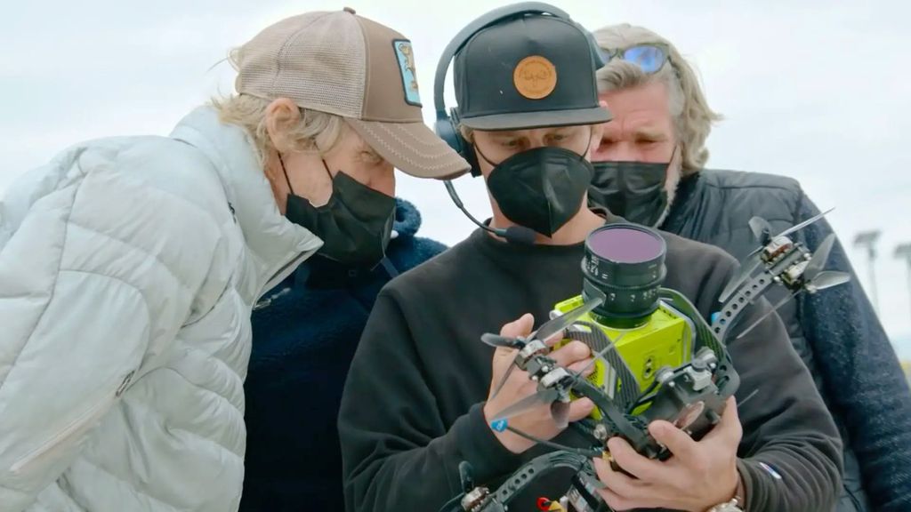 Pengambilan gambar film <i>Ambulance </i>mengunakan <i>drone </i>FPV dengan kamera Red Komodo Bayhem resolusi 6K. 