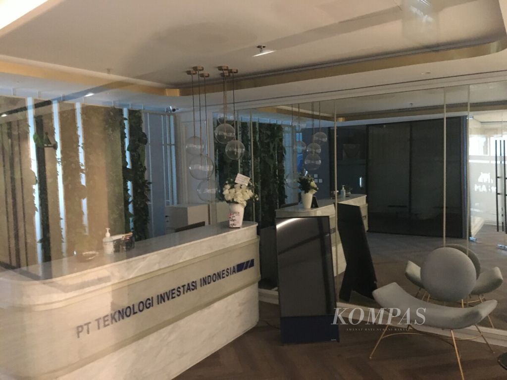 https://assetd.kompas.id/eECZNZmLMhiiVPWYOQPiFUWnt6I=/1024x768/filters:watermark(https://cdn-content.kompas.id/umum/kompas_main_logo.png,-16p,-13p,0)/https%3A%2F%2Fkompas.id%2Fwp-content%2Fuploads%2F2022%2F01%2F20211209_080239825_iOS_1641195344.jpg