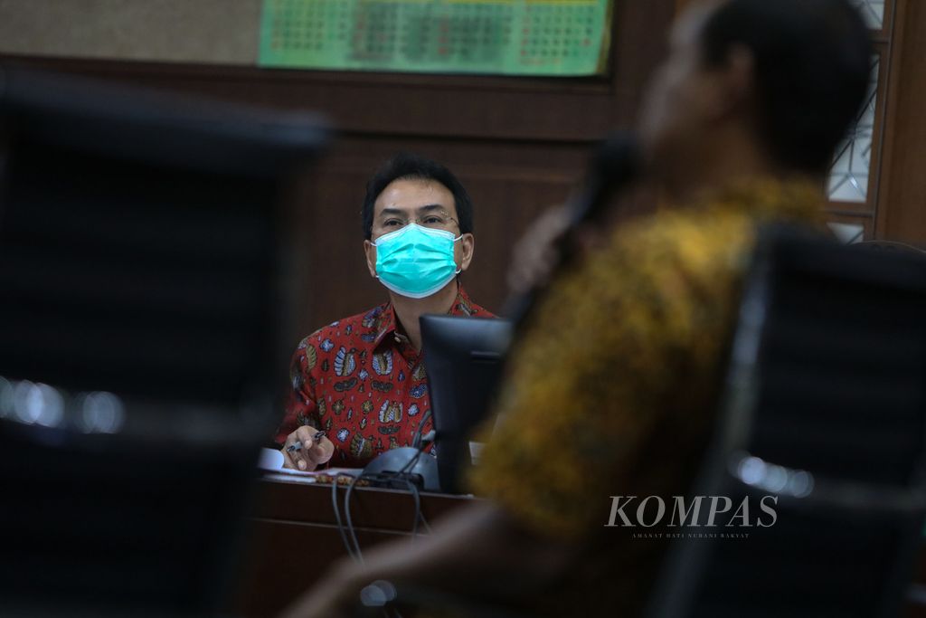 https://assetd.kompas.id/eFZO7m3LrjJ6bGgzBc0S0TVkD3I=/1024x683/filters:watermark(https://cdn-content.kompas.id/umum/kompas_main_logo.png,-16p,-13p,0)/https%3A%2F%2Fkompas.id%2Fwp-content%2Fuploads%2F2021%2F12%2F6cd6daae-7c08-4cab-ab5a-4f62ee7cf68d_jpg.jpg