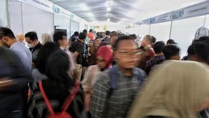 Momok Perlambatan Ekonomi
