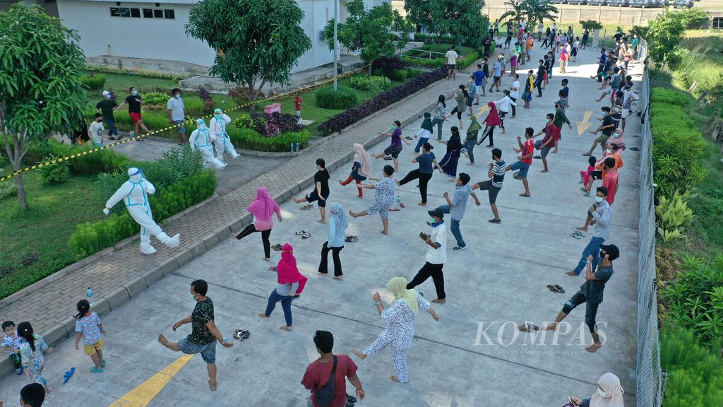 https://assetd.kompas.id/eQHKkZNwSoeS7QmnXidrx3G2GEA=/1024x576/filters:watermark(https://cdn-content.kompas.id/umum/kompas_main_logo.png,-16p,-13p,0)/https%3A%2F%2Fkompas.id%2Fwp-content%2Fuploads%2F2021%2F06%2F48c7c4a5-36d7-461e-bec2-88a4959fd37a_jpg.jpg