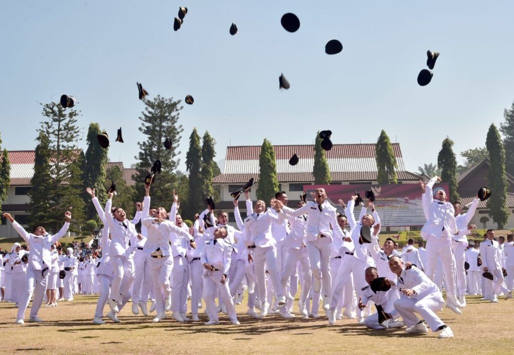 Sebanyak 1.456 pamong praja baru dilantik Presiden Joko Widodo, Jumat (27/7/2018), di Kampus IPDN, Sumedang.