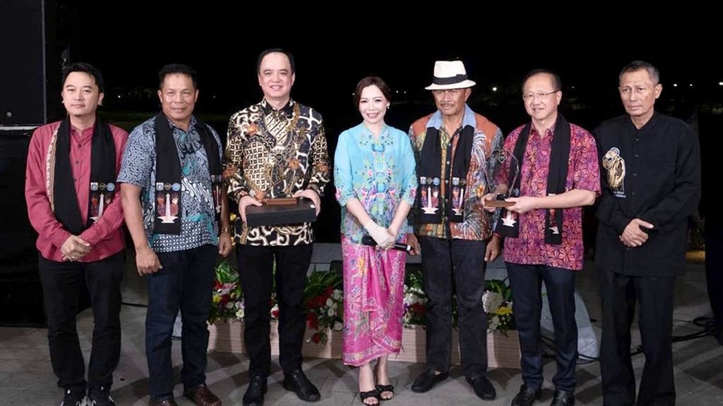 https://assetd.kompas.id/epUcLJNF8aydxGHRyF4B8xyvviw=/1024x576/https%3A%2F%2Ftaja.kompas.id%2Fwp-content%2Fuploads%2F2025%2F06%2FCEO-Indonesia-Gebyar-Pembauran-Kebangsaan-1.jpg