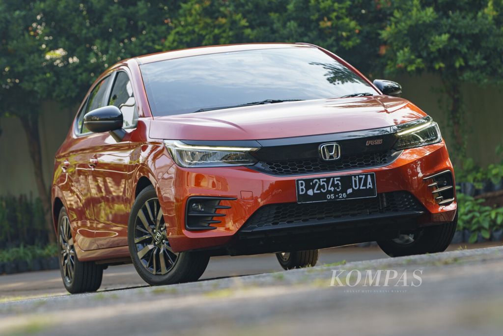 https://assetd.kompas.id/ew5VQBHzcNbg34V8R2XHl3PlfoY=/1024x684/filters:watermark(https://cdn-content.kompas.id/umum/kompas_main_logo.png,-16p,-13p,0)/https%3A%2F%2Fkompas.id%2Fwp-content%2Fuploads%2F2021%2F07%2F20210708ED39_1625754079.jpg