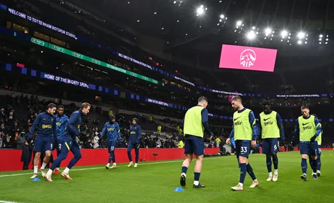 Kontroversi Penundaan Laga oleh Premier League