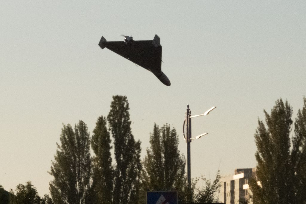 <i>Drone</i> mendekat untuk menyerang Kyiv pada 17 Oktober 2022 di tengah invasi Rusia ke Ukraina.
