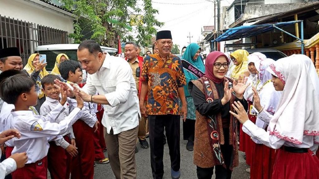 https://assetd.kompas.id/fRfPNdoM2CrqIrbCpsCg_CwpsZg=/1024x576/https%3A%2F%2Ftaja.kompas.id%2Fwp-content%2Fuploads%2F2025%2F06%2Fsurabaya-3.jpeg