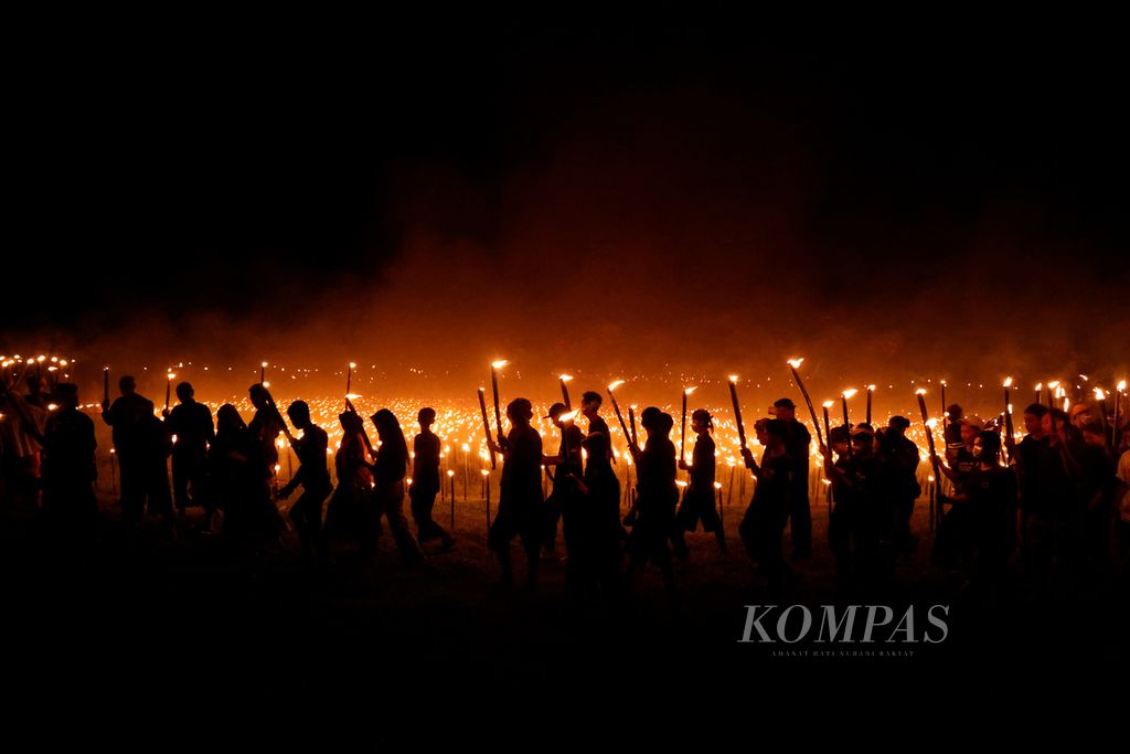 Ritual Lamporan Samin 