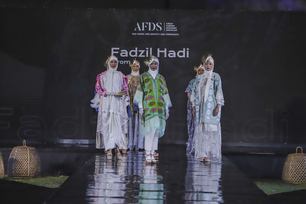 Koleksi Fadzil Hadi