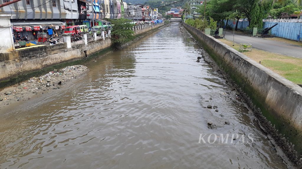 https://assetd.kompas.id/fgd1IvsB0EyrkuqHz5JVBc1BIe8=/1024x576/filters:watermark(https://cdn-content.kompas.id/umum/kompas_main_logo.png,-16p,-13p,0)/https%3A%2F%2Fkompas.id%2Fwp-content%2Fuploads%2F2020%2F01%2Fa15f5c56-b3b9-46bb-83af-dbdca8598b65_jpg.jpg