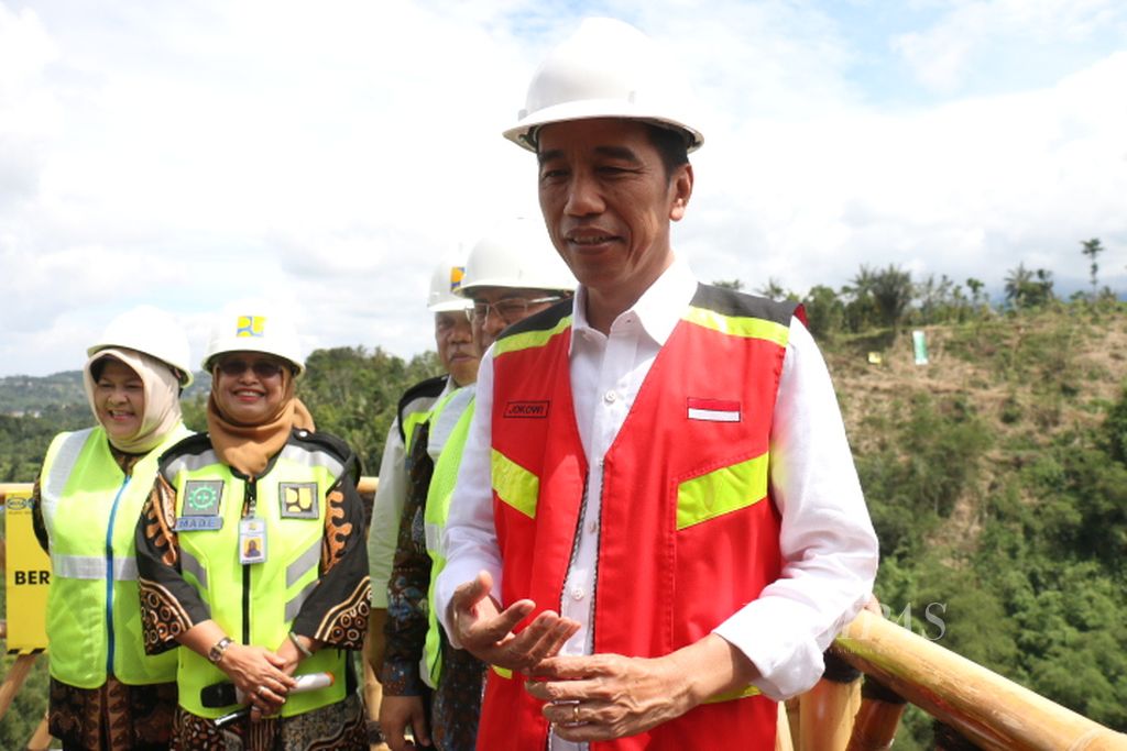 https://assetd.kompas.id/fpaUucMcCXjhimdZfL_lkHJbYY4=/1024x683/filters:watermark(https://cdn-content.kompas.id/umum/kompas_main_logo.png,-16p,-13p,0)/https%3A%2F%2Fkompas.id%2Fwp-content%2Fuploads%2F2018%2F05%2FB9B3C39A-AC46-4433-AA1D-5DC6D57B06ED.jpeg