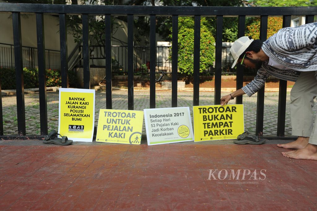 https://assetd.kompas.id/gG7uObdP11kGKQ6ODRARN_jWLyw=/1024x683/filters:watermark(https://cdn-content.kompas.id/umum/kompas_main_logo.png,-16p,-13p,0)/https%3A%2F%2Fkompas.id%2Fwp-content%2Fuploads%2F2020%2F01%2F72eefa75-f84e-4e8a-af76-270923b9edec_jpg.jpg
