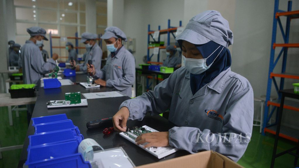 https://assetd.kompas.id/gZrq8OcUDDWkr6wqwpZ6VhEI-zo=/1024x576/filters:watermark(https://cdn-content.kompas.id/umum/kompas_main_logo.png,-16p,-13p,0)/https%3A%2F%2Fkompas.id%2Fwp-content%2Fuploads%2F2021%2F05%2F0f998cde-0100-4c4f-a625-23efd24abd36_jpg.jpg