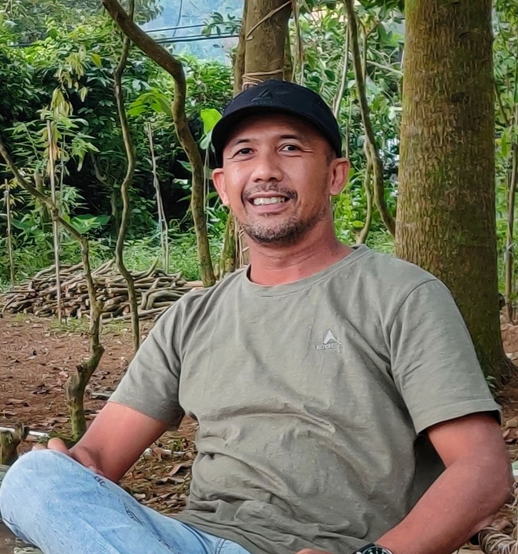 Sandi Adam, penggagas Bank Sampah Rangga Mekar.