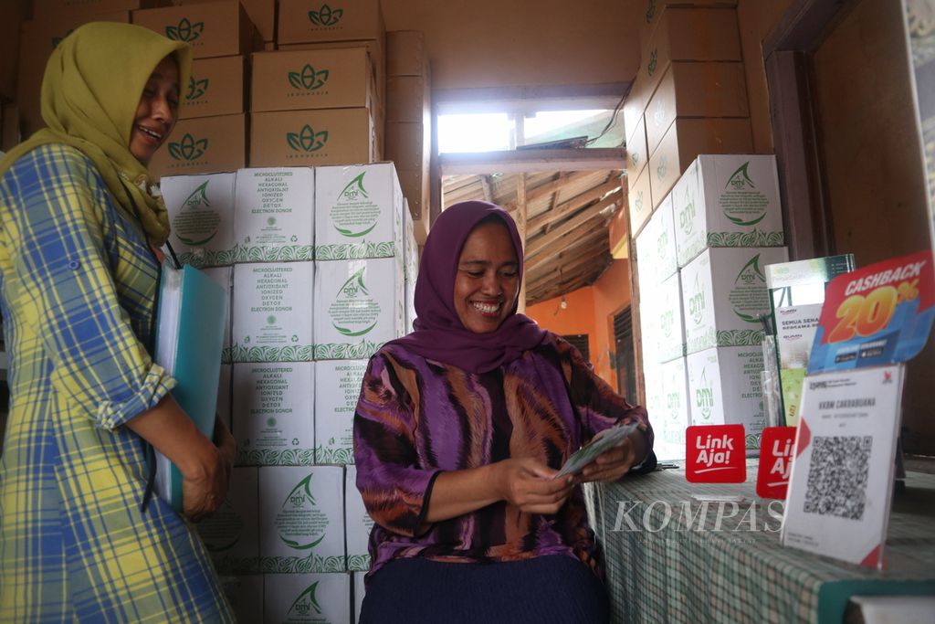 https://assetd.kompas.id/gc4C1IQfKyuXs965zT-24m2xiHY=/1024x683/filters:watermark(https://cdn-content.kompas.id/umum/kompas_main_logo.png,-16p,-13p,0)/https%3A%2F%2Fkompas.id%2Fwp-content%2Fuploads%2F2020%2F10%2Fd1e9cdcb-dedd-4aa9-976b-41d14c59f6e0_jpg.jpg