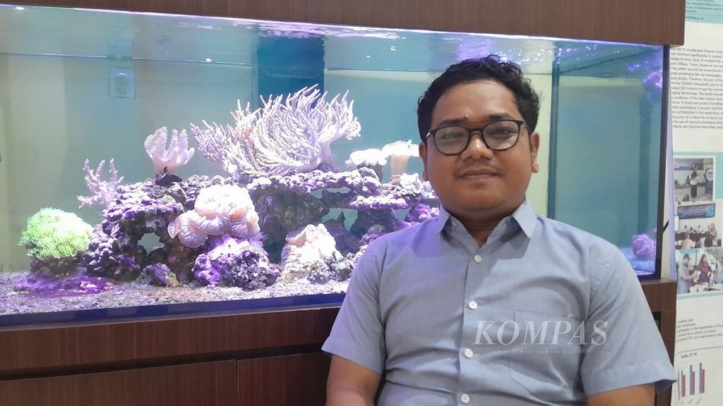 Hendra (31), salah satu peraih penghargaan Satu Indonesia Award 2021 oleh PT Astra International Tbk, Senin (4/11/2024)