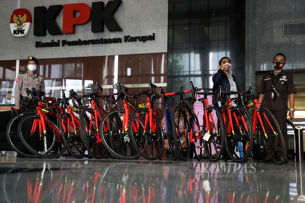 https://assetd.kompas.id/givUX2RO3jWyFMm1MM2jEkGya4Q=/1024x683/filters:watermark(https://cdn-content.kompas.id/umum/kompas_main_logo.png,-16p,-13p,0)/https%3A%2F%2Fkompas.id%2Fwp-content%2Fuploads%2F2021%2F03%2F66ebb014-a7e5-4122-8cf1-5b73dba65ef3_jpg.jpg