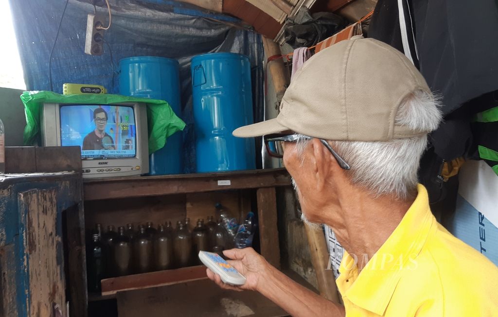 https://assetd.kompas.id/gjN9evfDw14tYqhlaOM3TMnx8vA=/1024x653/filters:watermark(https://cdn-content.kompas.id/umum/kompas_main_logo.png,-16p,-13p,0)/https%3A%2F%2Fkompas.id%2Fwp-content%2Fuploads%2F2021%2F03%2F6478fe1d-ece7-4e67-b684-51d1616aba5f_jpg.jpg