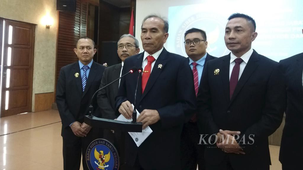 https://assetd.kompas.id/gnCLqUmIB6_OhUNZVwBkWJTNE5I=/1024x576/filters:watermark(https://cdn-content.kompas.id/umum/kompas_main_logo.png,-16p,-13p,0)/https%3A%2F%2Fkompas.id%2Fwp-content%2Fuploads%2F2019%2F08%2F20190826_ENGLISH-TAJUK-1_A_web_1566833284.jpg