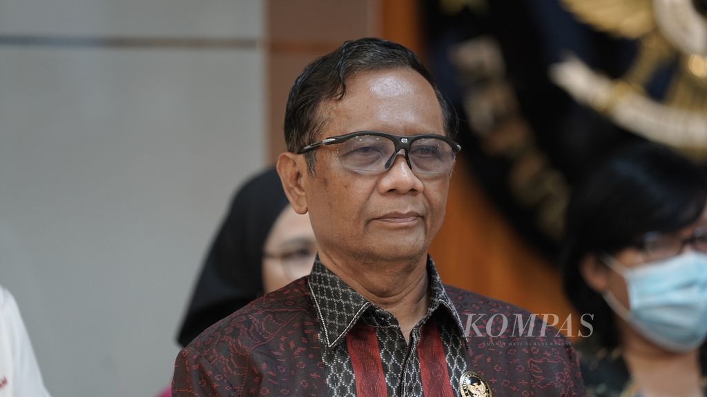 Menteri Koordinator Bidang Politik, Hukum, dan Keamanan Mahfud MD dalam konferensi pers di Kantor Kementerian Koordinator Bidang Politik, Hukum, dan Keamanan, di Jakarta, Senin (12/9/2022). 