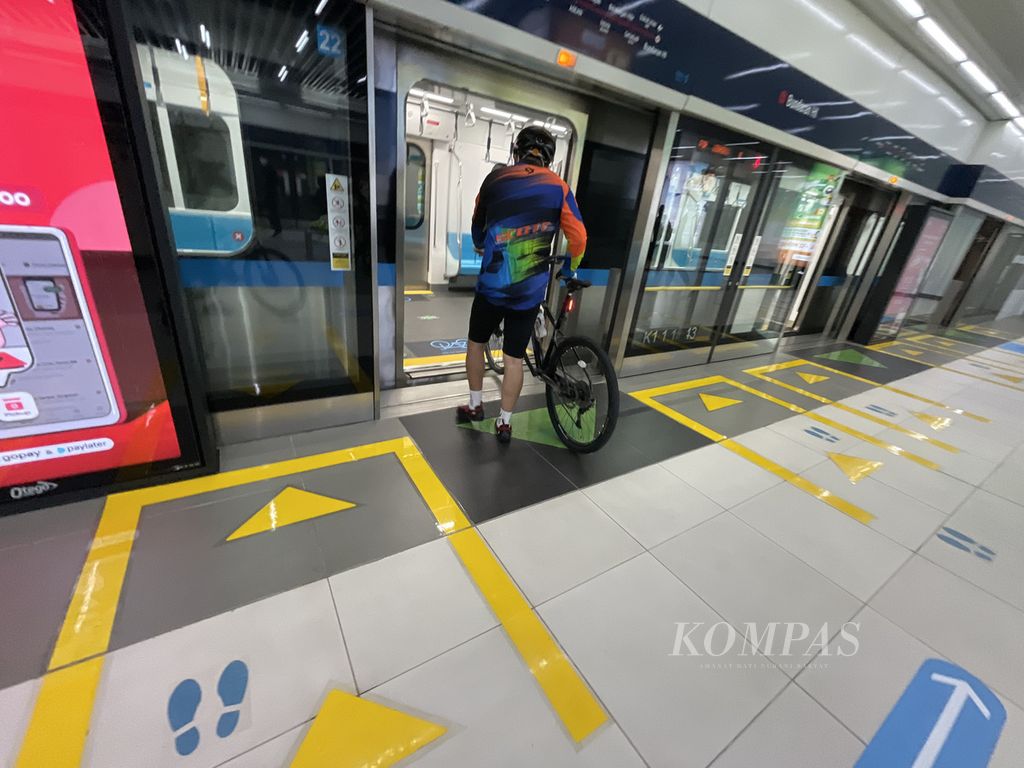 https://assetd.kompas.id/gx1BIatkNqpKIQ0juHjhKlM6pZA=/1024x768/filters:watermark(https://cdn-content.kompas.id/umum/kompas_main_logo.png,-16p,-13p,0)/https%3A%2F%2Fkompas.id%2Fwp-content%2Fuploads%2F2021%2F04%2F9f1d4e36-6060-4f03-9650-a460e72eb96c_jpg.jpg