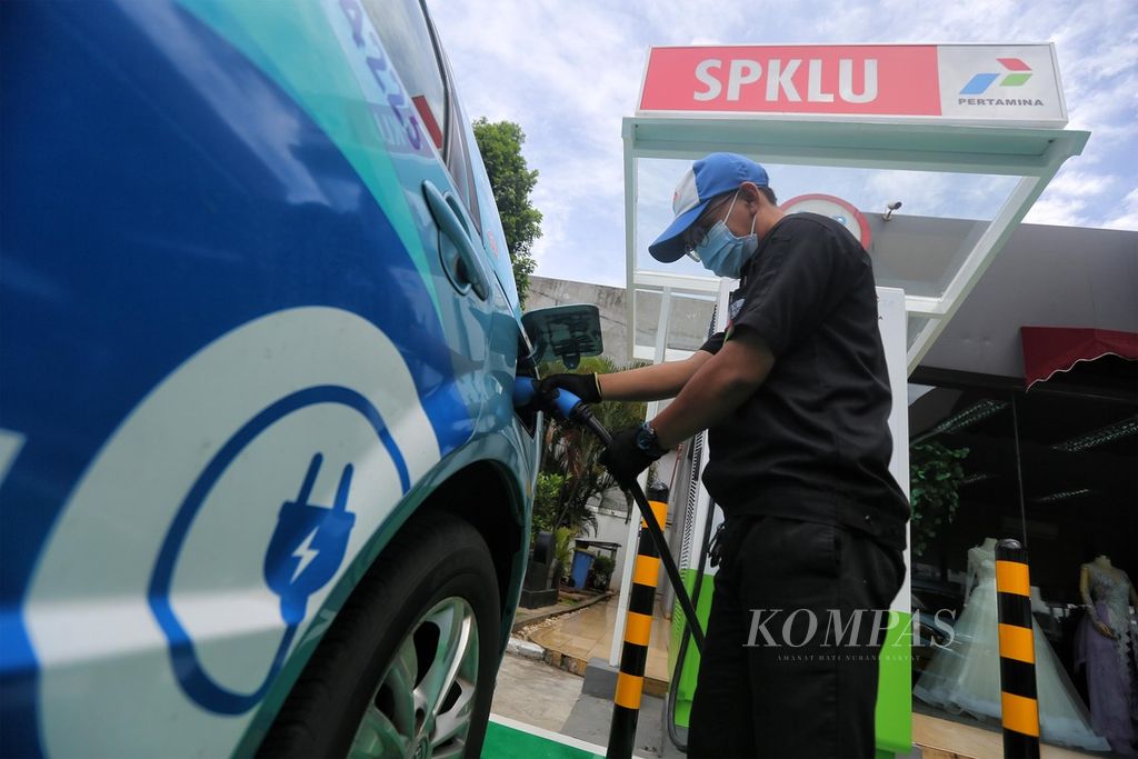 https://assetd.kompas.id/hMCFQtO3T0RWVbdo35mRGOdiXmc=/1024x683/filters:watermark(https://cdn-content.kompas.id/umum/kompas_main_logo.png,-16p,-13p,0)/https%3A%2F%2Fkompas.id%2Fwp-content%2Fuploads%2F2020%2F12%2F7f07553a-98f6-4d5d-868b-072a1982bfe3_jpg.jpg