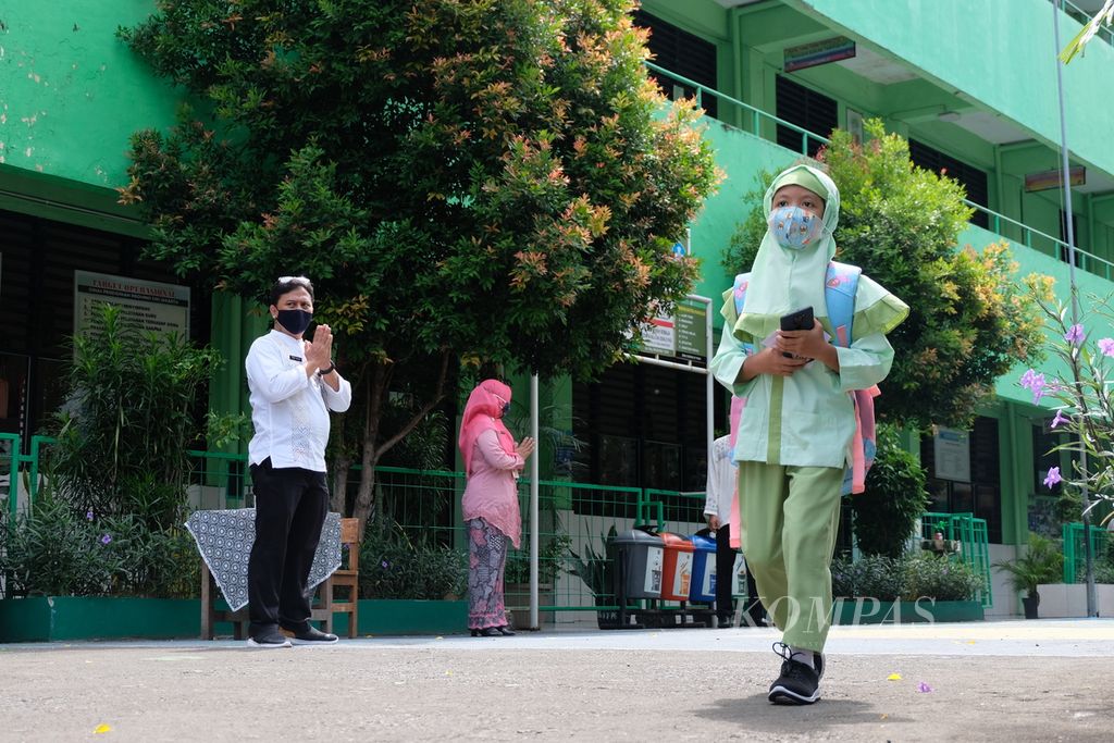 https://assetd.kompas.id/hoeztLQJCdicdJrhywEdRBiyqHs=/1024x683/filters:watermark(https://cdn-content.kompas.id/umum/kompas_main_logo.png,-16p,-13p,0)/https%3A%2F%2Fkompas.id%2Fwp-content%2Fuploads%2F2021%2F09%2F43f49aac-4696-4810-864d-92fc356037cc_jpg.jpg