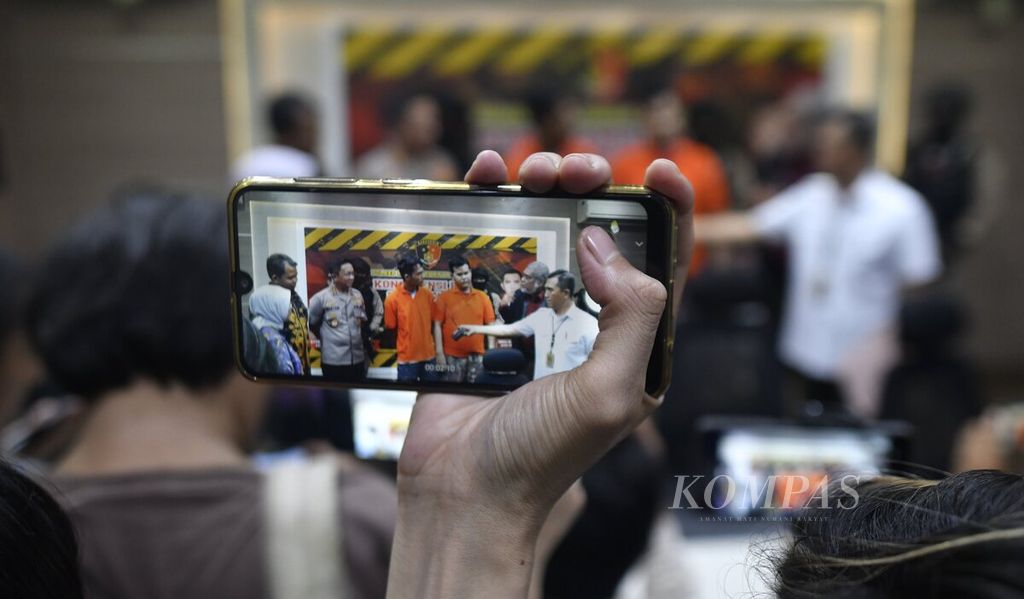 https://assetd.kompas.id/i5puRYCHRvqDm-W7_rIDSBcFnUk=/1024x599/filters:watermark(https://cdn-content.kompas.id/umum/kompas_main_logo.png,-16p,-13p,0)/https%3A%2F%2Fkompas.id%2Fwp-content%2Fuploads%2F2020%2F01%2F4c48792d-efb5-44cb-90c2-8522c8a7fada_jpg.jpg