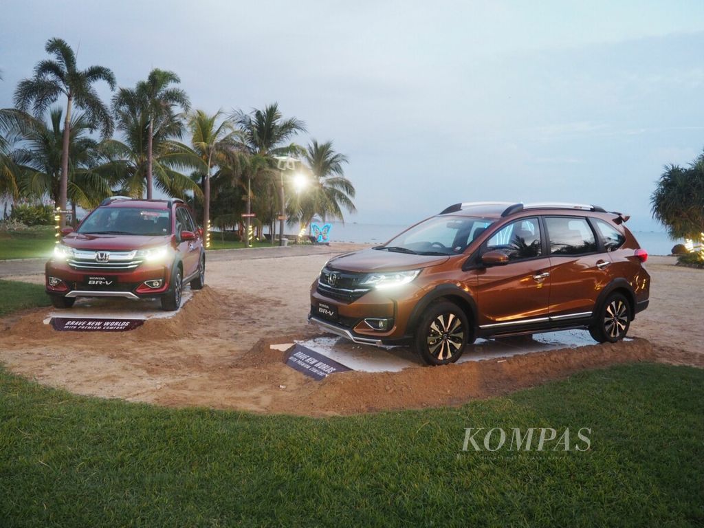https://assetd.kompas.id/i6Hi3YDb4duy6XmCaykx8PasYTY=/1024x768/filters:watermark(https://cdn-content.kompas.id/umum/kompas_main_logo.png,-16p,-13p,0)/https%3A%2F%2Fkompas.id%2Fwp-content%2Fuploads%2F2019%2F05%2F20190510Osa-BRVPrestige1_1557465733.jpg
