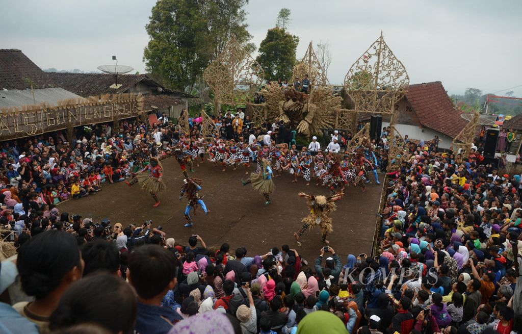 https://assetd.kompas.id/jKqV0Ec3btbZ4TqUZ372D6ASwT4=/1024x655/filters:watermark(https://cdn-content.kompas.id/umum/kompas_main_logo.png,-16p,-13p,0)/https%3A%2F%2Fkompas.id%2Fwp-content%2Fuploads%2F2018%2F05%2F20170730dra27.jpg