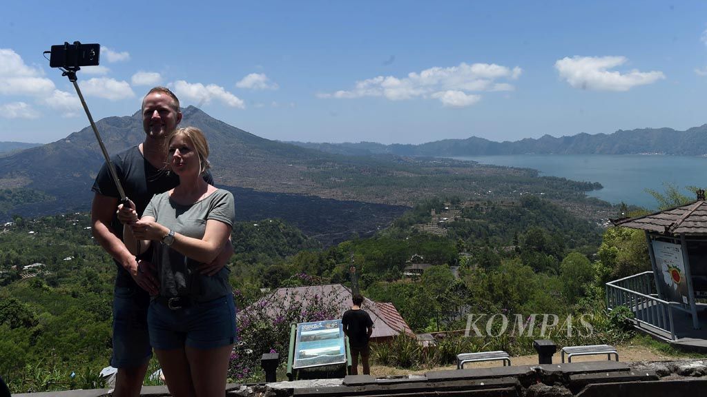 https://assetd.kompas.id/jLJw63doCP1uzBVBnub1y06iNiI=/1024x576/filters:watermark(https://cdn-content.kompas.id/umum/kompas_main_logo.png,-16p,-13p,0)/https%3A%2F%2Fkompas.id%2Fwp-content%2Fuploads%2F2018%2F05%2F475468_getattachment0f30de9f-cf98-4f8d-a407-491324ff9619466881.jpg