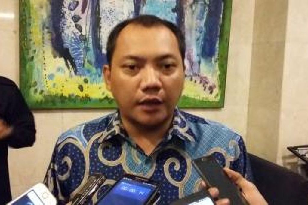 https://assetd.kompas.id/k-mT2-Pua3hORG2WLgodJMG_TKQ=/1024x683/https%3A%2F%2Fkompas.id%2Fwp-content%2Fuploads%2F2019%2F11%2Ftaufik-basari_1573186454.jpg