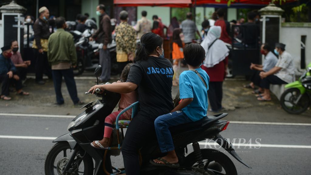 https://assetd.kompas.id/kCV9STEsKbQmSVEq4X_P9X-JPI4=/1024x576/filters:watermark(https://cdn-content.kompas.id/umum/kompas_main_logo.png,-16p,-13p,0)/https%3A%2F%2Fkompas.id%2Fwp-content%2Fuploads%2F2021%2F06%2F7ce7876d-1a8a-47eb-bc4c-62045d2b7aa2_jpg.jpg