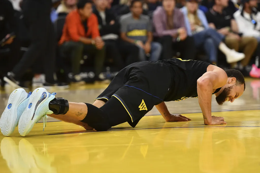 Raptors Warriors Basketball