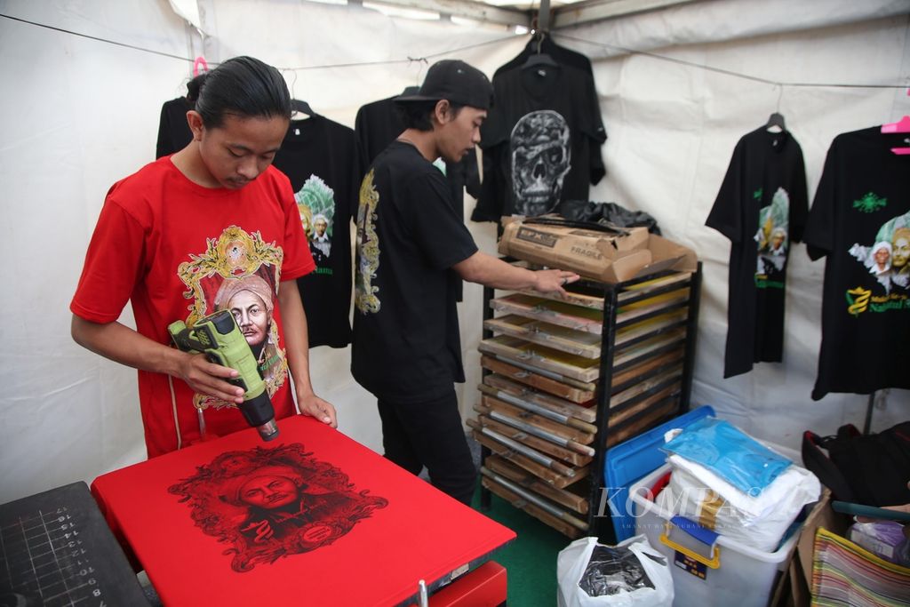 https://assetd.kompas.id/kOOTSTl6AXzXF7OTq5xUN8e4p8I=/1024x683/filters:watermark(https://cdn-content.kompas.id/umum/kompas_main_logo.png,-16p,-13p,0)/https%3A%2F%2Fkompas.id%2Fwp-content%2Fuploads%2F2021%2F12%2F2593c912-3954-402e-9a66-b2307c1a41f6_jpg.jpg
