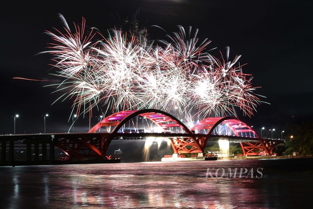 https://assetd.kompas.id/kSTLlinH_zhg11TYY3eakvxuaIU=/1024x684/filters:watermark(https://cdn-content.kompas.id/umum/kompas_main_logo.png,-16p,-13p,0)/https%3A%2F%2Fkompas.id%2Fwp-content%2Fuploads%2F2021%2F10%2Fb0b2f287-12ba-4729-8223-bd5438bce295_jpg.jpg