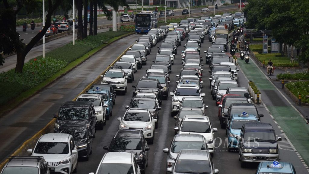 https://assetd.kompas.id/kfQKCTpw_xMZ5Ib-xdPbPo0x9LM=/1024x576/filters:watermark(https://cdn-content.kompas.id/umum/kompas_main_logo.png,-16p,-13p,0)/https%3A%2F%2Fkompas.id%2Fwp-content%2Fuploads%2F2021%2F12%2F2bf10ba2-c29d-4dc8-bf73-8115806c216b_jpg.jpg