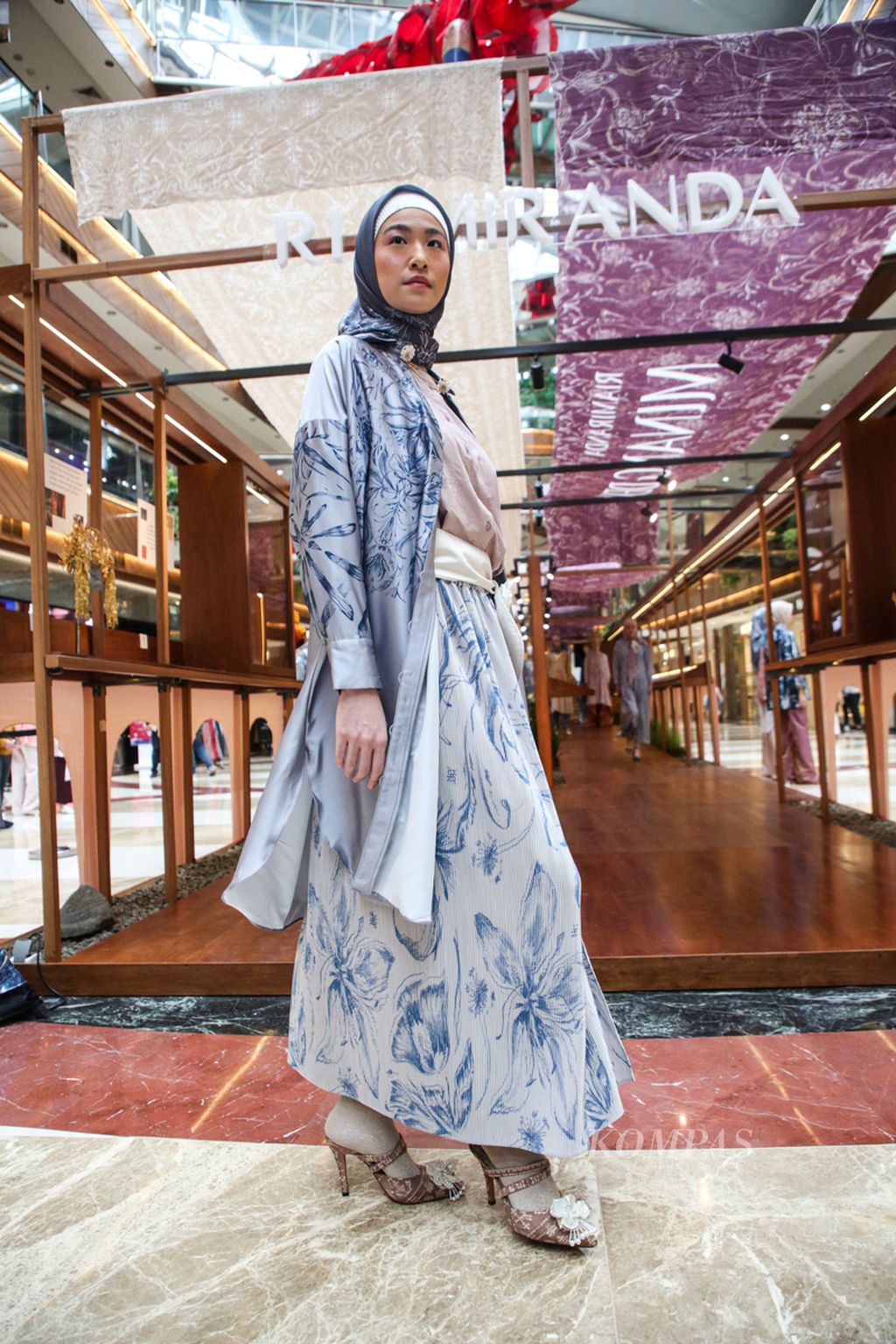 Minang Dekade Ria Miranda 