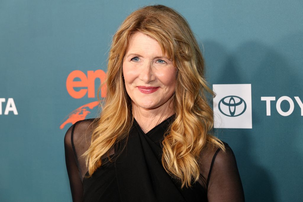 Aktris Hollywood, Laura Dern, tiba dalam acara Environmental Media Association Awards Gala 2024 di Sunset Las Palmas Studios, Los Angeles, California, Amerika Serikat, pada 27 Januari 2024.