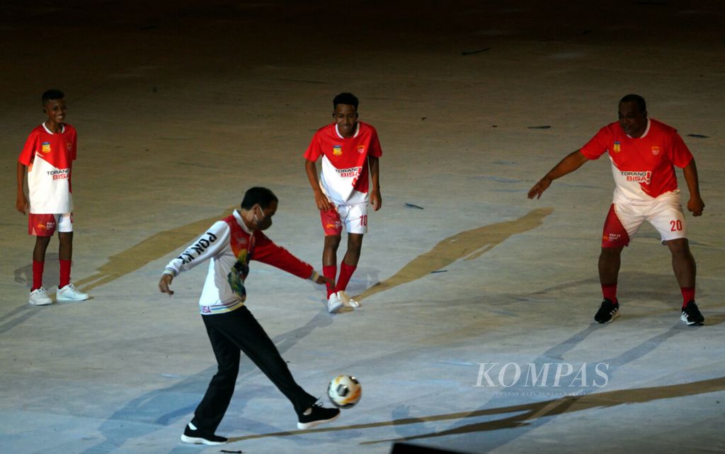 https://assetd.kompas.id/ku5GcZkB0374J9QGDQs6Huj-JWU=/1024x642/filters:watermark(https://cdn-content.kompas.id/umum/kompas_main_logo.png,-16p,-13p,0)/https%3A%2F%2Fkompas.id%2Fwp-content%2Fuploads%2F2021%2F10%2F20211002pembukaan-PON-2021-Papua-xx19_1633187099.jpg