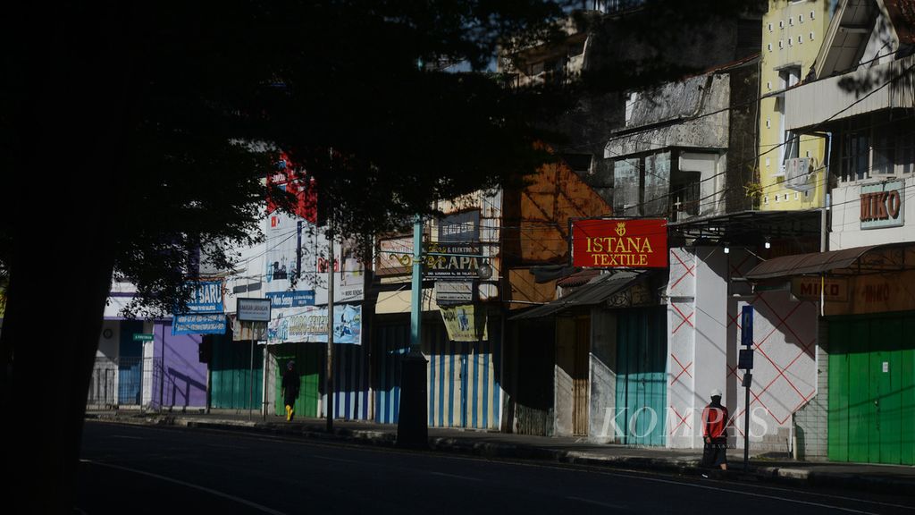 https://assetd.kompas.id/lx9IwulPuA9XwIIJ5Ul_-SjR8y4=/1024x576/filters:watermark(https://cdn-content.kompas.id/umum/kompas_main_logo.png,-16p,-13p,0)/https%3A%2F%2Fkompas.id%2Fwp-content%2Fuploads%2F2021%2F07%2F2414a830-3439-472a-a9b8-ed1674bdca24_jpg.jpg