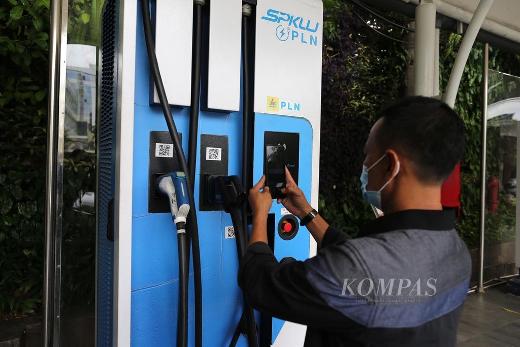 https://assetd.kompas.id/m5CvKKi88FX7UUdZQdBz8q5a_cU=/1024x683/filters:watermark(https://cdn-content.kompas.id/umum/kompas_main_logo.png,-16p,-13p,0)/https%3A%2F%2Fkompas.id%2Fwp-content%2Fuploads%2F2021%2F11%2Ffdea9cc0-160b-4d17-a0a3-921f87e1f321_jpg.jpg