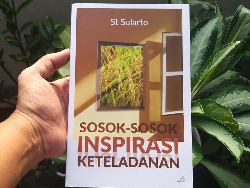 Sampul buku Sosok-Sosok Inspirasi Keteladanan (PBK, 2022)