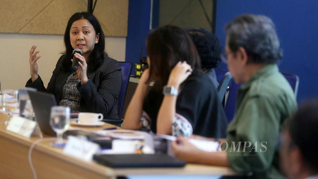 https://assetd.kompas.id/nIjZxZZtNmdV-L7Y6X2YAKk6dcY=/1024x576/filters:watermark(https://cdn-content.kompas.id/umum/kompas_main_logo.png,-16p,-13p,0)/https%3A%2F%2Fkompas.id%2Fwp-content%2Fuploads%2F2020%2F02%2F20200212_ENGLISH-DISKUSI-KOMPAS_A_web_1581518821.jpg