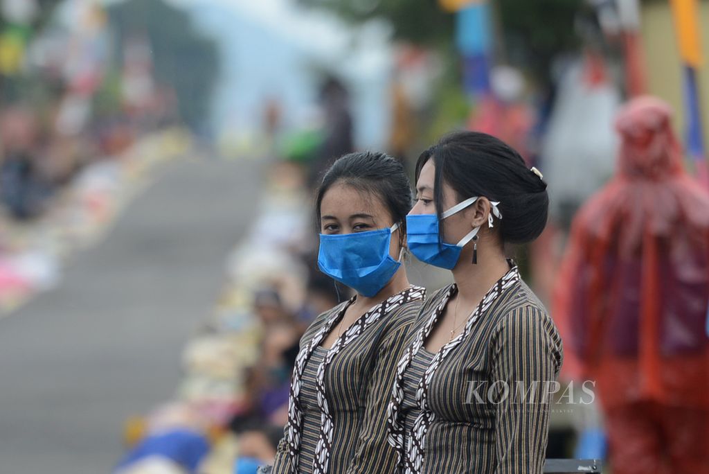 https://assetd.kompas.id/nTa9W-vlGpLYXYyjPQzxW0BVIOI=/1024x684/filters:watermark(https://cdn-content.kompas.id/umum/kompas_main_logo.png,-16p,-13p,0)/https%3A%2F%2Fkompas.id%2Fwp-content%2Fuploads%2F2020%2F04%2Fe3ff0e6c-1c84-420b-9e1a-0ab238bce4f4_jpg.jpg
