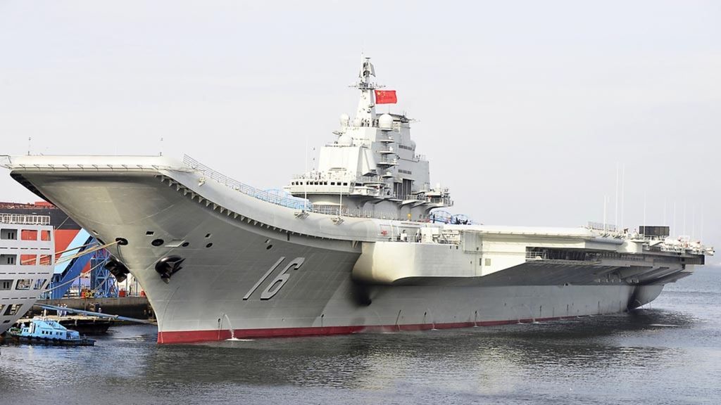 Kapal induk pertama China, Lioning, sandar di lokasi dan pada waktu yang tidak diungkap. Pada akhir Desember 2022, Liaoning dan gugus tempur lautnya dilaporkan berlatih perang dekat Guam yang merupakan wilayah otonom Amerika Serikat di Pasifik sejak 1899. 