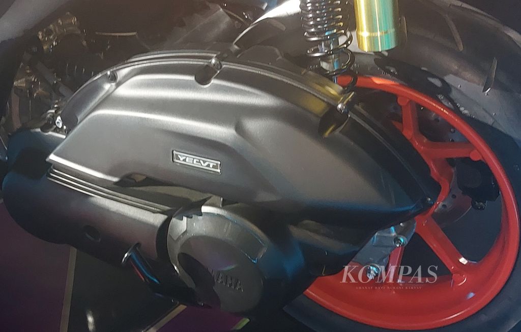 Mesin Blue Core 155cc VVA generasi terbaru Yamaha Aerox Alpha series. 